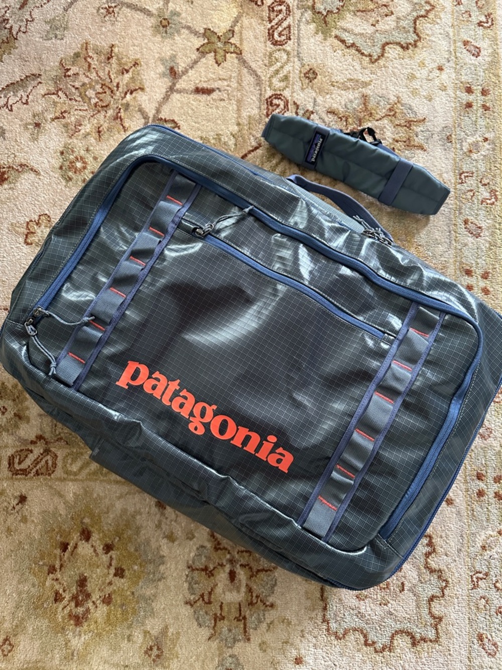 Patagonia Black Hole MLC 45L